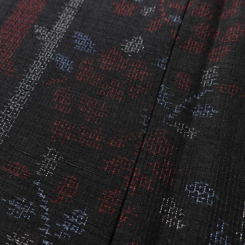 結城玉紬 紬 結城紬 良品 証紙あり 真綿手紡糸 しつけ糸付き 正絹 縞柄・線柄 袷仕立て 身丈153cm 裄丈63.5cm リサイクル着物 着物 青・紺_画像9