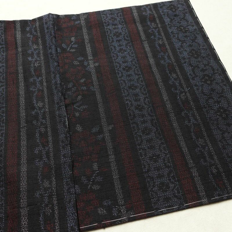 結城玉紬 紬 結城紬 良品 証紙あり 真綿手紡糸 しつけ糸付き 正絹 縞柄・線柄 袷仕立て 身丈153cm 裄丈63.5cm リサイクル着物 着物 青・紺_画像13