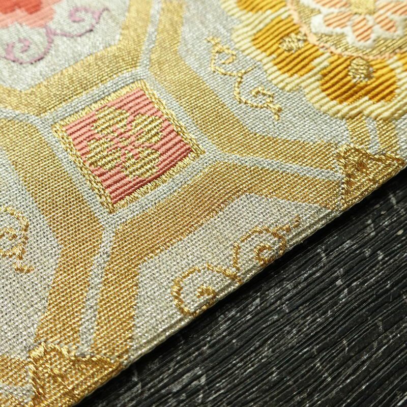 名古屋帯 太鼓柄 良品 つづれ織 正絹 幾何学柄・抽象柄 松葉仕立て なごや帯 リサイクル帯 帯 金・銀_画像13
