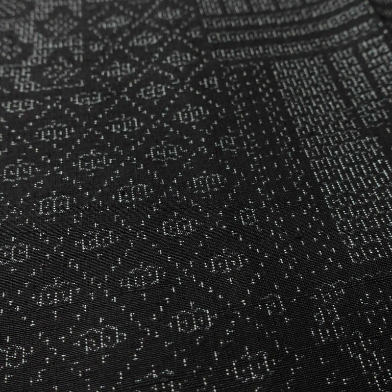 紬 美品 しつけ糸付き 正絹 古典柄 袷仕立て 身丈156.5cm 裄丈63cm リサイクル着物 着物 洒落 黒_画像8