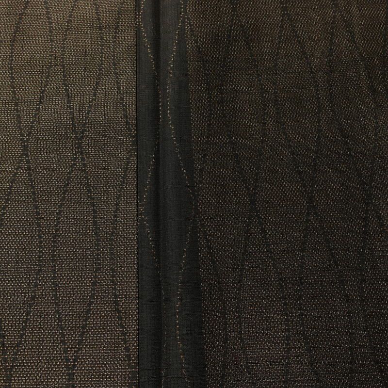 紬 良品 正絹 幾何学柄・抽象柄 袷仕立て 身丈167.5cm 裄丈67cm リサイクル着物 着物 モダン 茶_画像6