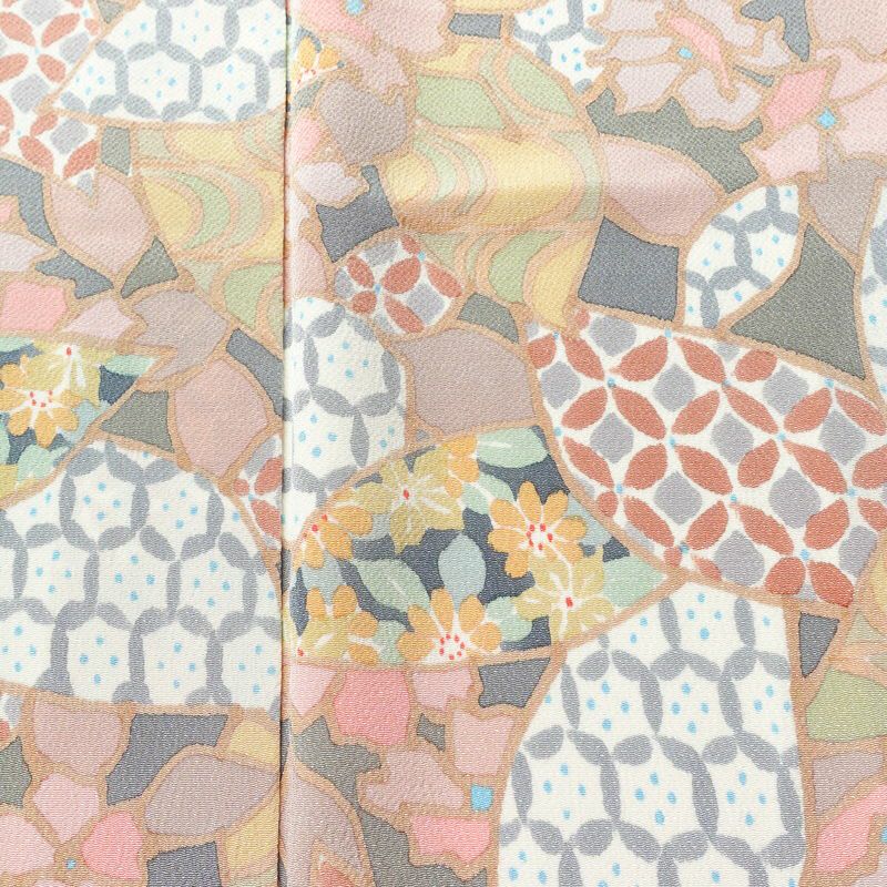 小紋 良品 縮緬 総柄 正絹 幾何学柄・抽象柄 袷仕立て 身丈164.5cm 裄丈67cm リサイクル着物 着物 多色使い_画像6