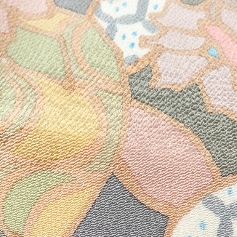 小紋 良品 縮緬 総柄 正絹 幾何学柄・抽象柄 袷仕立て 身丈164.5cm 裄丈67cm リサイクル着物 着物 多色使い_画像8