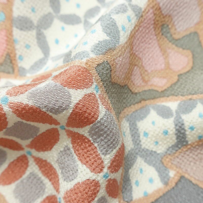 小紋 良品 縮緬 総柄 正絹 幾何学柄・抽象柄 袷仕立て 身丈164.5cm 裄丈67cm リサイクル着物 着物 多色使い_画像19