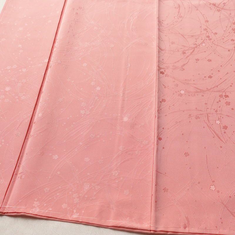 色無地 しつけ糸付き 一つ紋付き 正絹 木の葉・植物柄 袷仕立て 身丈156.5cm 裄丈64cm リサイクル着物 着物 お茶会 フォーマル ピンク_画像4