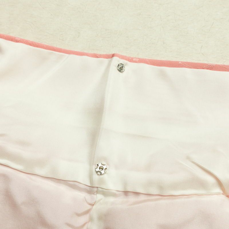 色無地 しつけ糸付き 一つ紋付き 正絹 木の葉・植物柄 袷仕立て 身丈156.5cm 裄丈64cm リサイクル着物 着物 お茶会 フォーマル ピンク_画像17