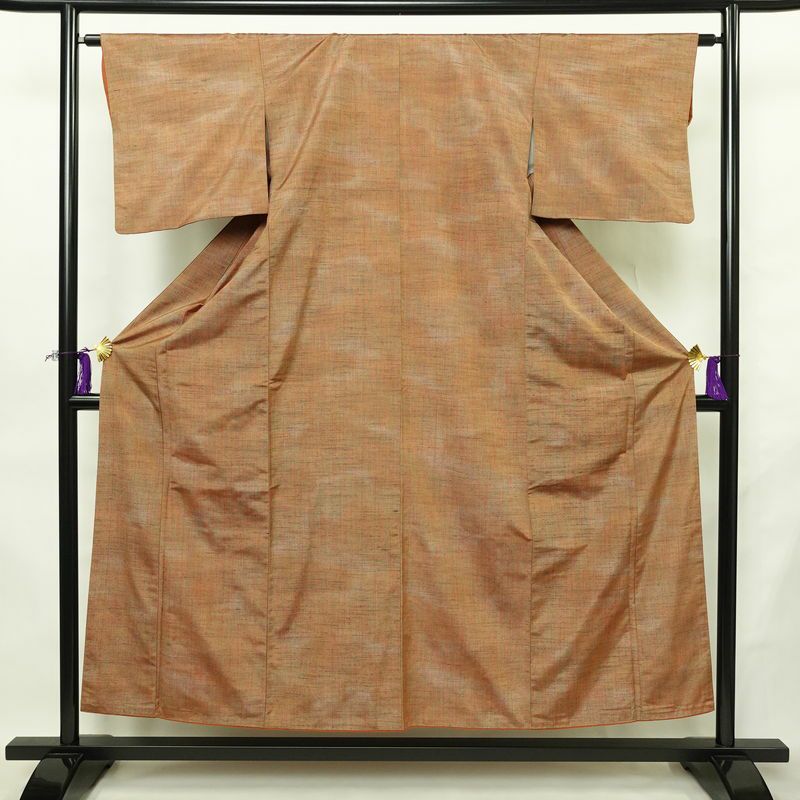 紬 正絹 その他の柄 袷仕立て 身丈153.5cm 裄丈62.5cm リサイクル着物 着物 モダン シンプル 茶_画像1