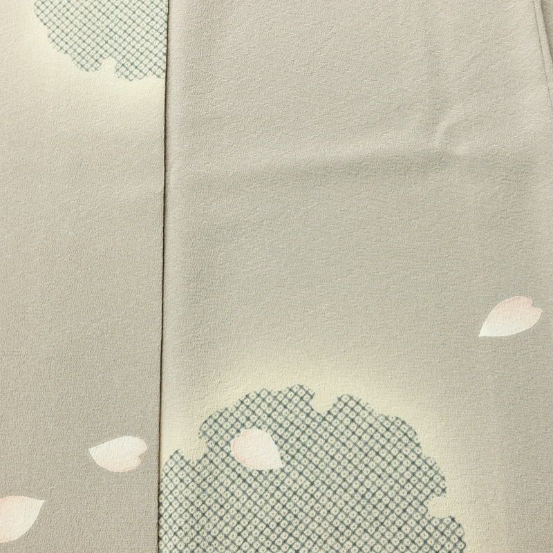 小紋 縮緬 飛び柄 正絹 古典柄 袷仕立て 身丈164.5cm 裄丈68cm リサイクル着物 雪輪 花びら 着物 くすみパープル 紫・藤色_画像6