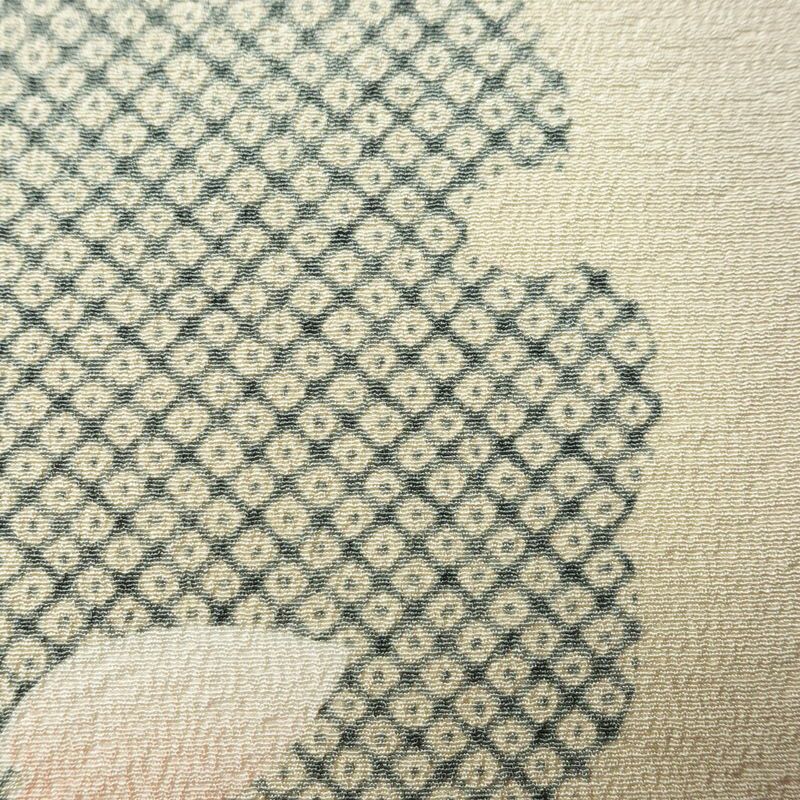 小紋 縮緬 飛び柄 正絹 古典柄 袷仕立て 身丈164.5cm 裄丈68cm リサイクル着物 雪輪 花びら 着物 くすみパープル 紫・藤色_画像9