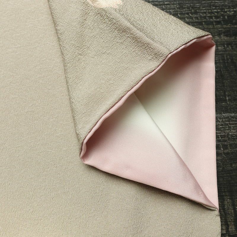 小紋 縮緬 飛び柄 正絹 古典柄 袷仕立て 身丈164.5cm 裄丈68cm リサイクル着物 雪輪 花びら 着物 くすみパープル 紫・藤色_画像15