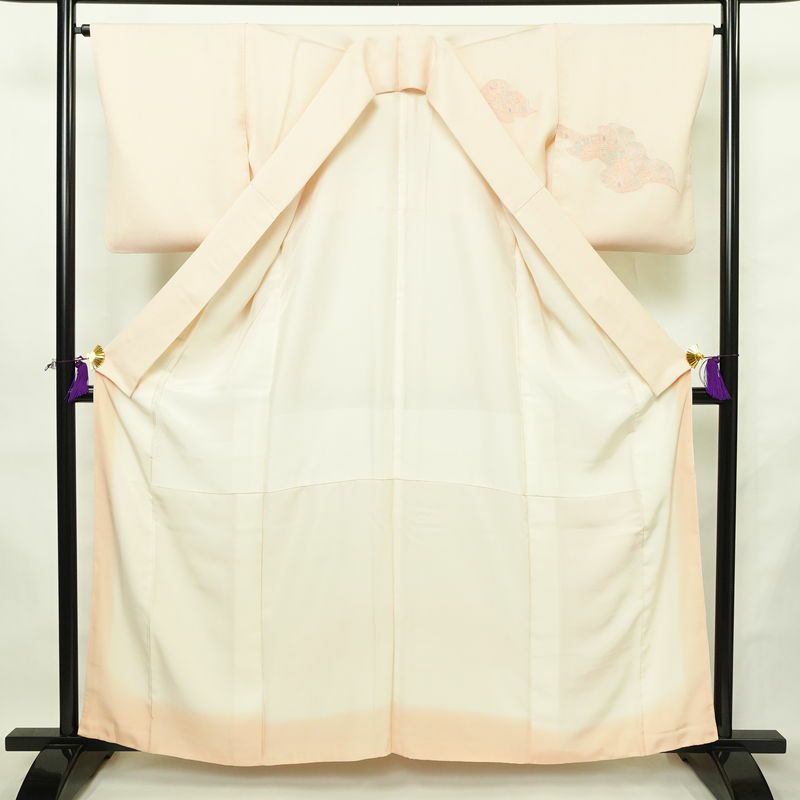 付け下げ 良品 スワトウ刺繍 正絹 花柄 袷仕立て 身丈160cm 裄丈64.5cm リサイクル着物 着物 入学式 卒業式 七五三 お宮参り フォーマル 洒落 ピンク_画像3