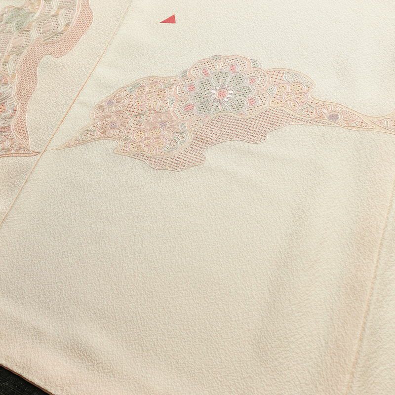 付け下げ 良品 スワトウ刺繍 正絹 花柄 袷仕立て 身丈160cm 裄丈64.5cm リサイクル着物 着物 入学式 卒業式 七五三 お宮参り フォーマル 洒落 ピンク_画像14