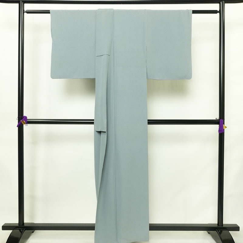 色無地 縮緬 一つ紋付き 丹後ちりめん 正絹 無地 袷仕立て 身丈160.5cm 裄丈63cm リサイクル着物 着物 お茶会 フォーマル 青・紺_画像2