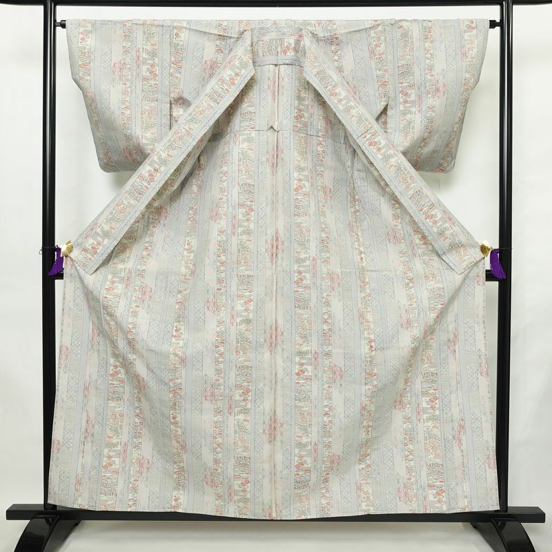 単衣 紬 正絹 縞柄・線柄 単衣仕立て 身丈160.5cm 裄丈64.5cm リサイクル着物 着物 青・紺_画像3