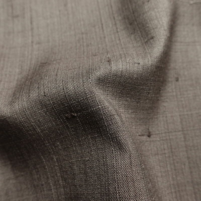 付け下げ 良品 落款入り しつけ糸付き 正絹 風景柄 袷仕立て 身丈155.5cm 裄丈63.5cm リサイクル着物 着物 洒落 紬地 茶_画像19