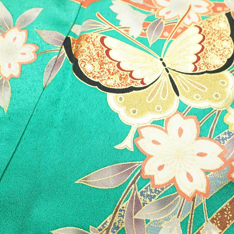 振袖 良品 金駒刺繍 正絹 蝶・昆虫柄 袷仕立て 身丈161cm 裄丈67cm リサイクル着物 着物 箔 金彩 成人式 二十歳の集い パーティー 華やか 緑・うぐいす色_画像17