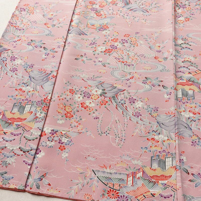 小紋 良品 しつけ糸付き 縮緬 正絹 風景柄 袷仕立て 身丈160.5cm 裄丈64.5cm リサイクル着物 着物 ピンク_画像4