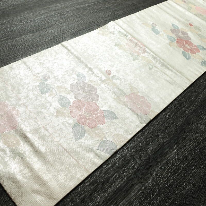 名古屋帯 六通柄 良品 正絹 花柄 名古屋仕立て なごや帯 リサイクル帯 帯 箔 金・銀_画像9