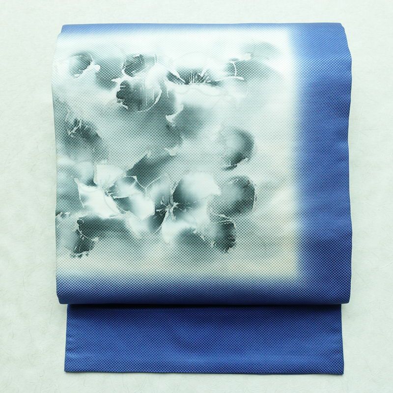 名古屋帯 斉藤三才 太鼓柄 落款入り 正絹 花柄 名古屋仕立て なごや帯 リサイクル帯 帯 シンプル 青・紺_画像1