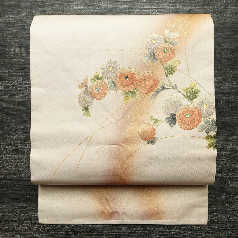 名古屋帯 螺鈿箔 太鼓柄 良品 しつけ糸付き 正絹 花柄 名古屋仕立て なごや帯 リサイクル帯 帯 箔 金彩 ベージュ_画像1