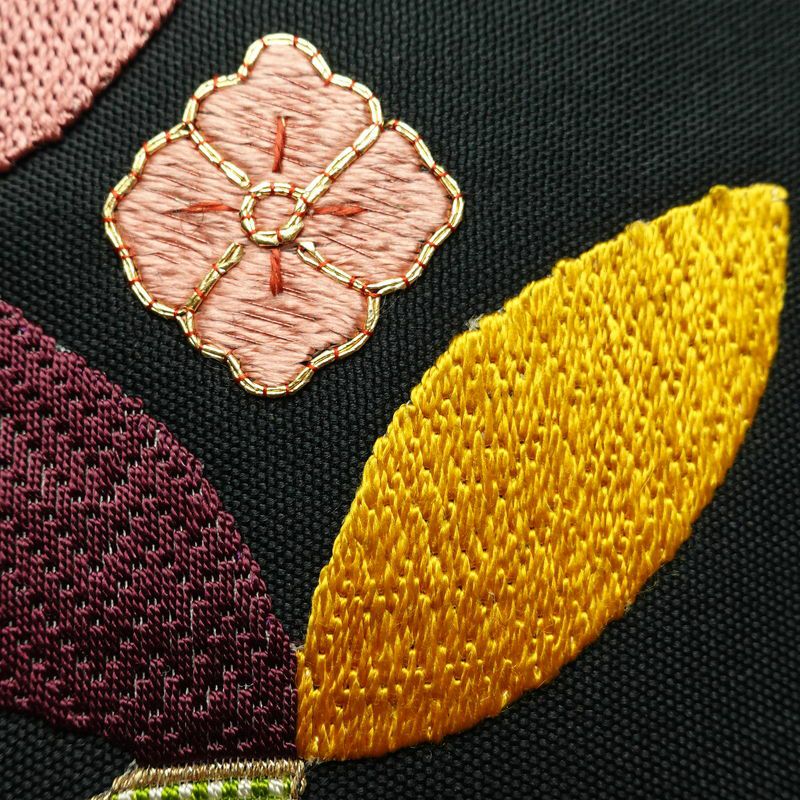 名古屋帯 太鼓柄 金駒刺繍 正絹 古典柄 名古屋仕立て なごや帯 リサイクル帯 帯 刺繍 シンプル 黒_画像4