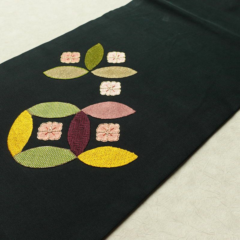 名古屋帯 太鼓柄 金駒刺繍 正絹 古典柄 名古屋仕立て なごや帯 リサイクル帯 帯 刺繍 シンプル 黒_画像13