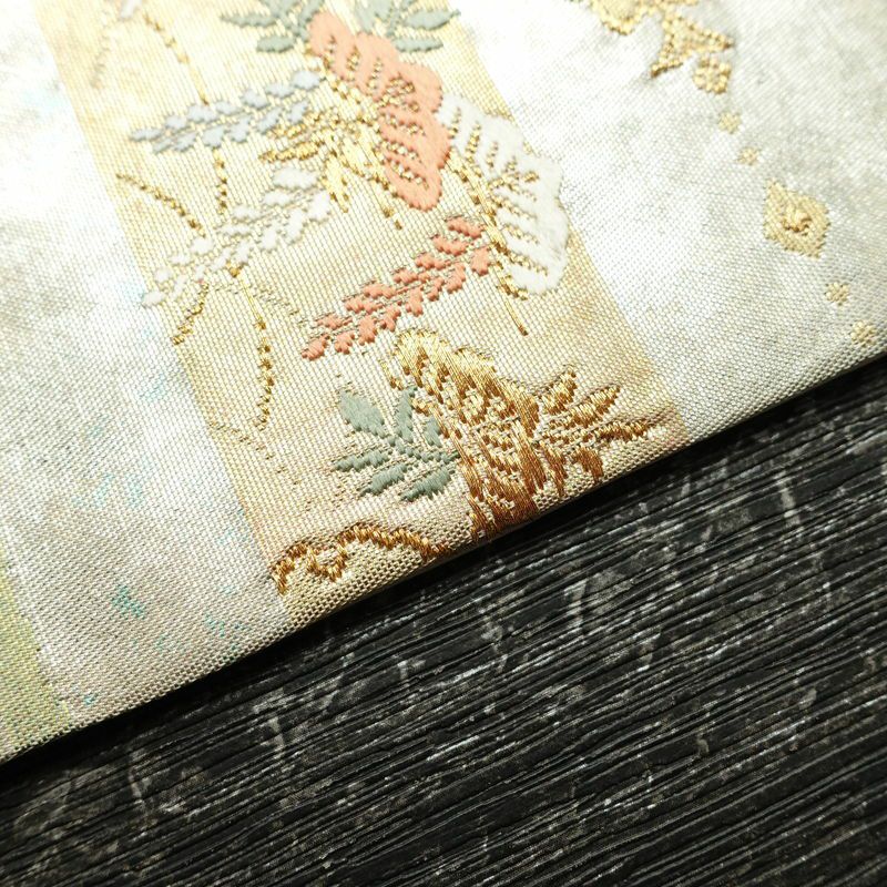 名古屋帯 青銅箔 太鼓柄 良品 正絹 蝶・昆虫柄 名古屋仕立て なごや帯 リサイクル帯 帯 箔 シンプル 金・銀_画像12