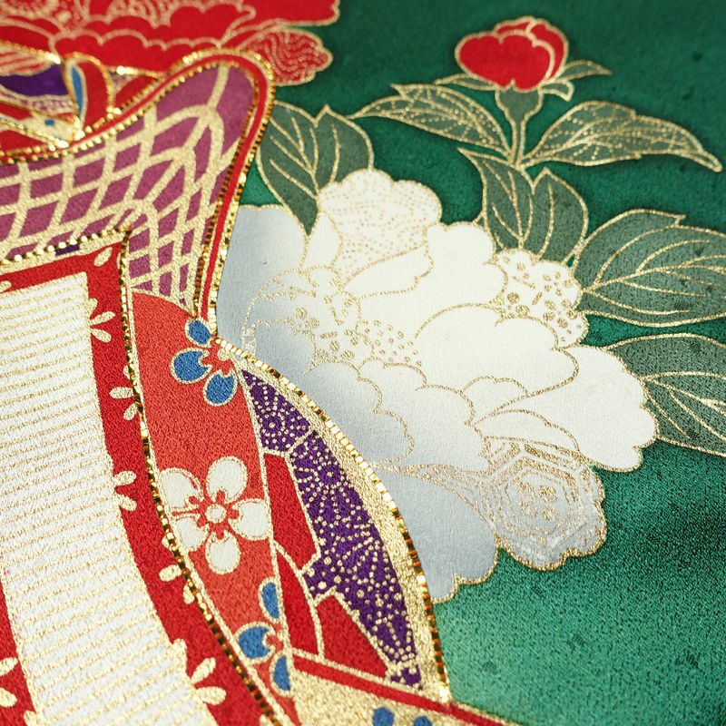 振袖 正絹 古典柄 袷仕立て 身丈161cm 裄丈63cm リサイクル着物 着物 箔 金彩 結婚式 成人式 二十歳 二十歳の集い パーティー フォーマル 華やか 菊 緑・うぐいす色_画像8