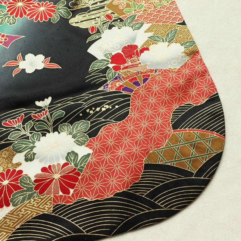 振袖 正絹 古典柄 袷仕立て 身丈161cm 裄丈63cm リサイクル着物 着物 箔 金彩 結婚式 成人式 二十歳 二十歳の集い パーティー フォーマル 華やか 菊 緑・うぐいす色_画像18