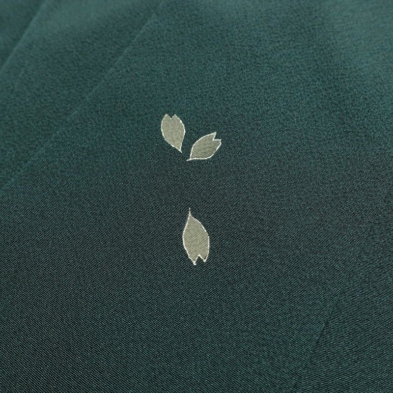 付け下げ 辻村寿三郎 ジュサブロー 美品 しつけ糸付き 縮緬 正絹 木の葉・植物柄 袷仕立て 身丈158cm 裄丈63cm リサイクル着物 着物 シンプル 緑・うぐいす色_画像18