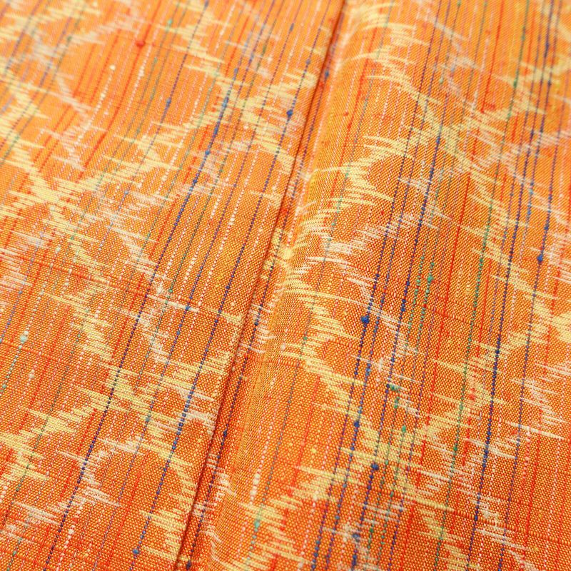 単衣 紬 美品 バチ衿仕立て 正絹 縞柄・線柄 単衣仕立て 身丈155cm 裄丈62.5cm リサイクル着物 一部しつけ糸付き 着物 橙_画像10