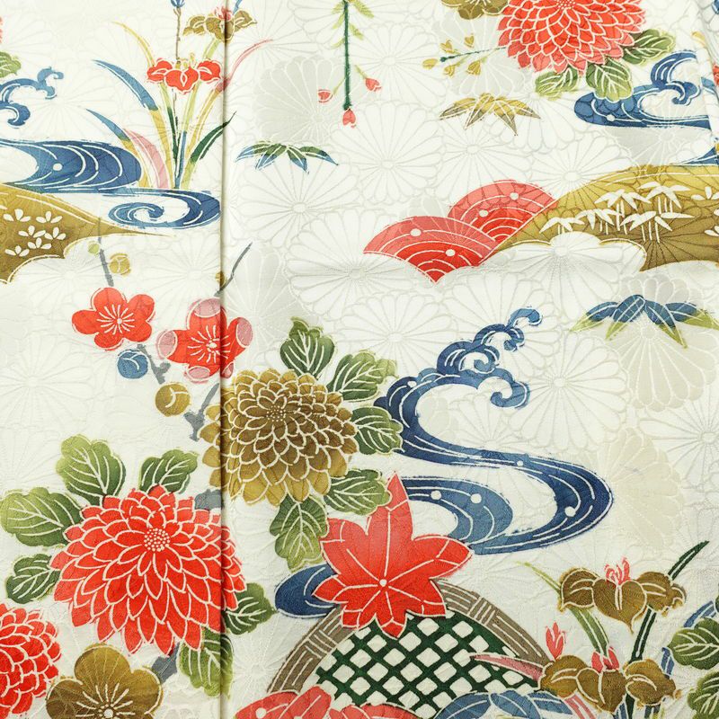 訪問着 正絹 花柄 袷仕立て 身丈163cm 裄丈63cm リサイクル着物 着物 結婚式 パーティー フォーマル 菊 白_画像6