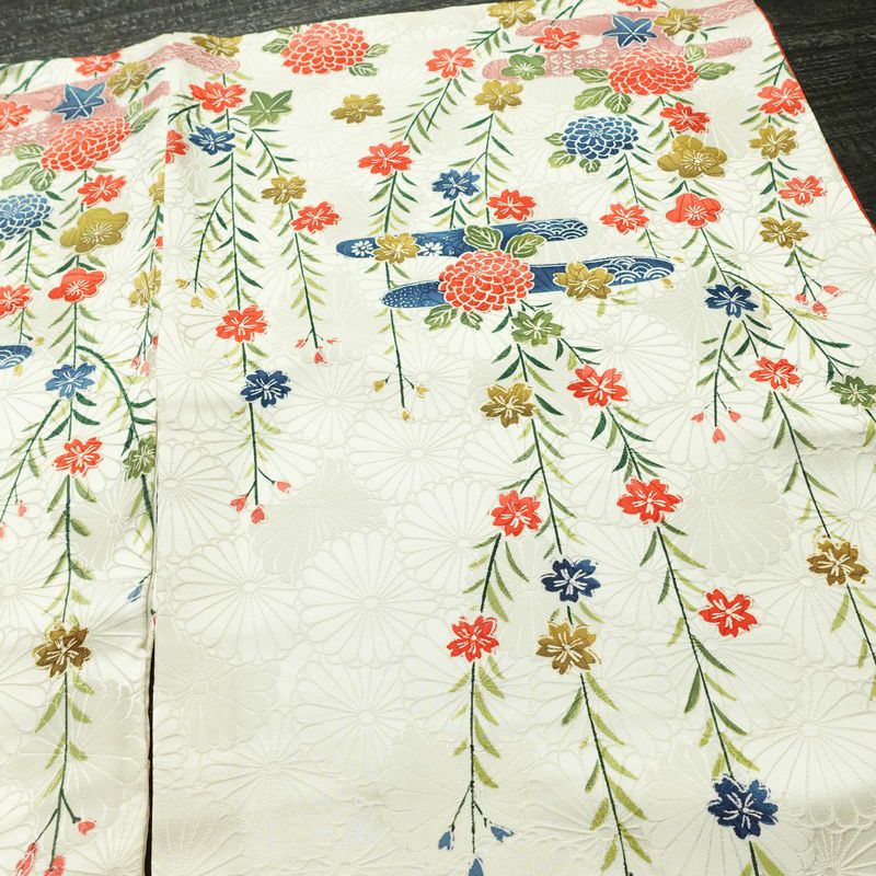 訪問着 正絹 花柄 袷仕立て 身丈163cm 裄丈63cm リサイクル着物 着物 結婚式 パーティー フォーマル 菊 白_画像14