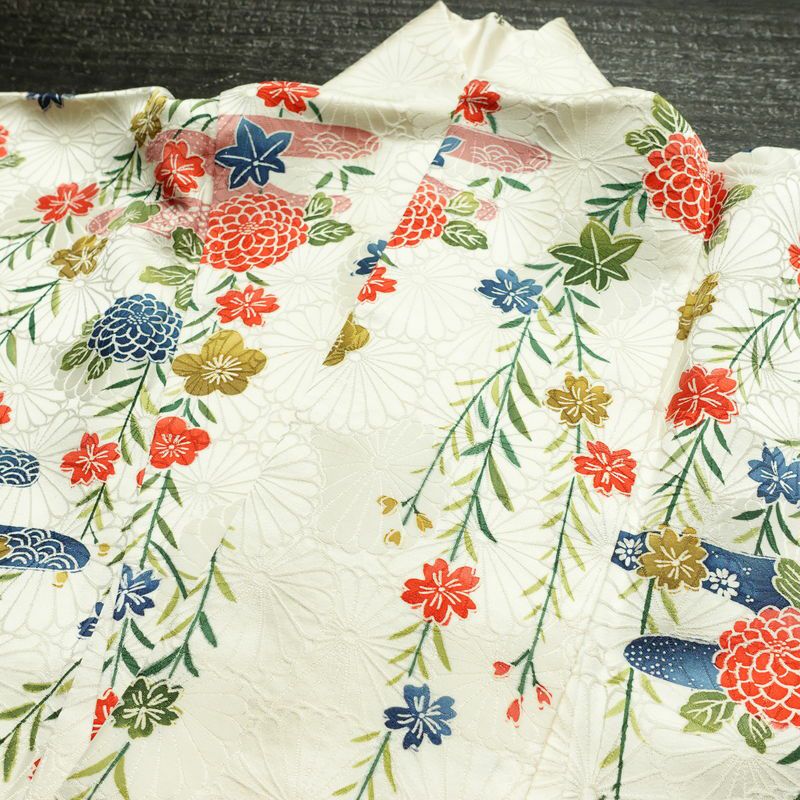 訪問着 正絹 花柄 袷仕立て 身丈163cm 裄丈63cm リサイクル着物 着物 結婚式 パーティー フォーマル 菊 白_画像17