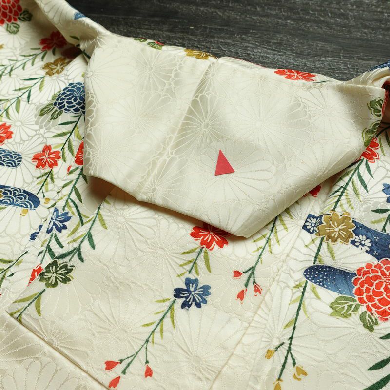 訪問着 正絹 花柄 袷仕立て 身丈163cm 裄丈63cm リサイクル着物 着物 結婚式 パーティー フォーマル 菊 白_画像18