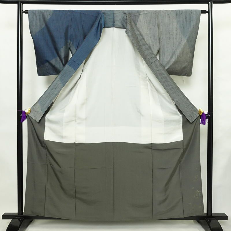 紬 付下 良品 落款入り 諏訪好風 正絹 幾何学柄・抽象柄 袷仕立て 身丈160.5cm 裄丈62.5cm リサイクル着物 着物 洒落 粋 青・紺_画像3