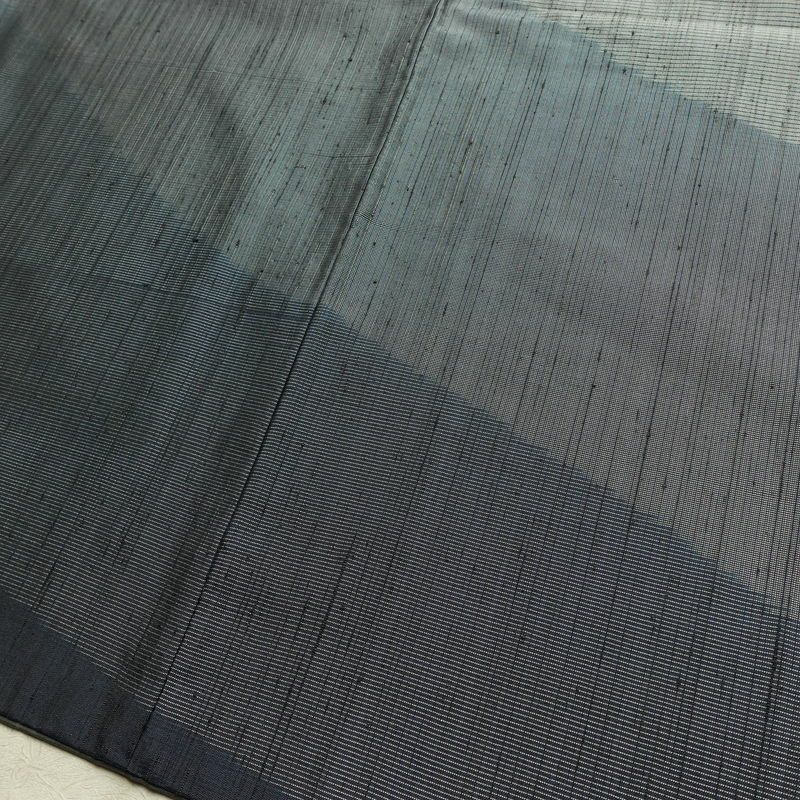 紬 付下 良品 落款入り 諏訪好風 正絹 幾何学柄・抽象柄 袷仕立て 身丈160.5cm 裄丈62.5cm リサイクル着物 着物 洒落 粋 青・紺_画像12