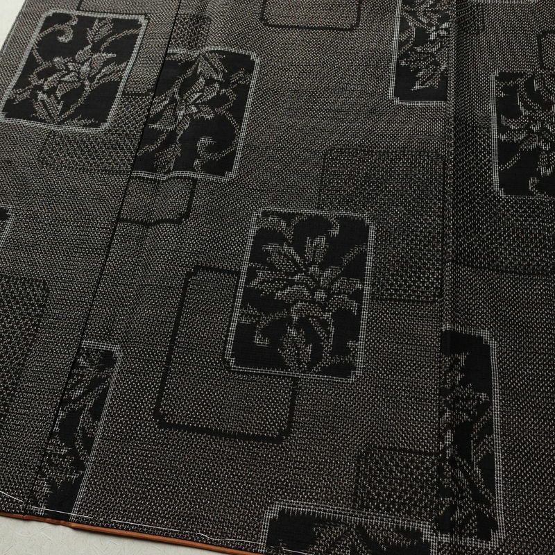 紬 良品 正絹 木の葉・植物柄 袷仕立て 身丈161.5cm 裄丈63cm リサイクル着物 着物 茶_画像4