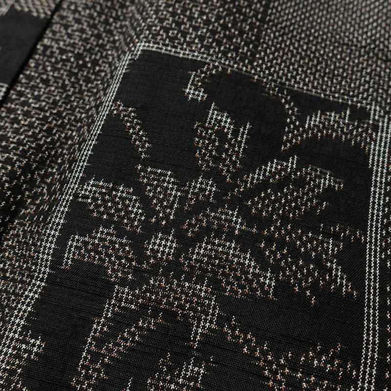 紬 良品 正絹 木の葉・植物柄 袷仕立て 身丈161.5cm 裄丈63cm リサイクル着物 着物 茶_画像7