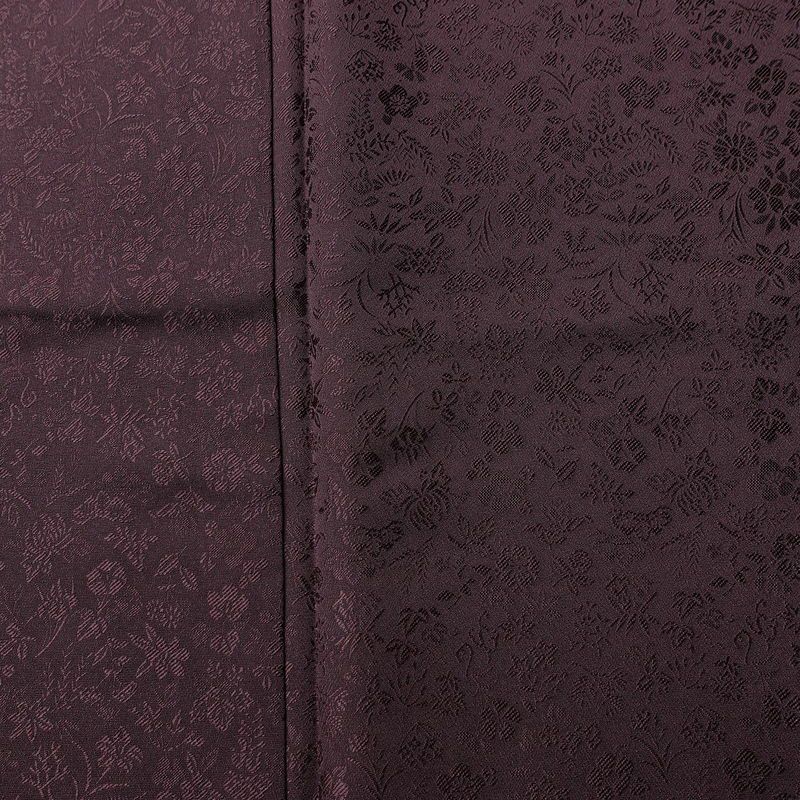 色無地 美品 しつけ糸付き 一つ紋付き 正絹 木の葉・植物柄 袷仕立て 身丈149cm 裄丈63cm リサイクル着物 着物 未使用品 お茶会 フォーマル 紫・藤色_画像6