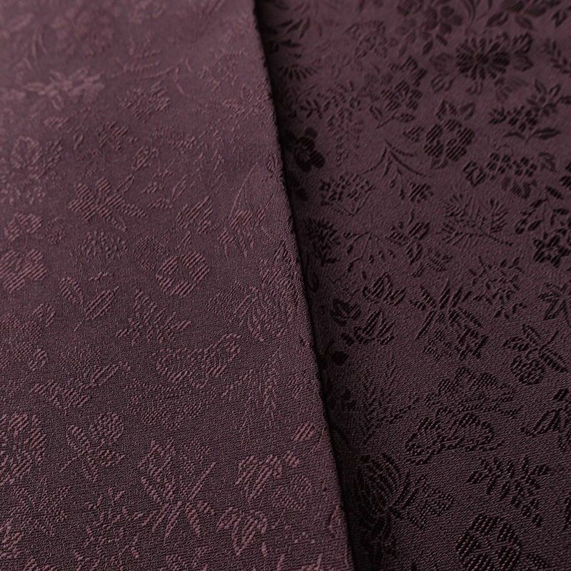 色無地 美品 しつけ糸付き 一つ紋付き 正絹 木の葉・植物柄 袷仕立て 身丈149cm 裄丈63cm リサイクル着物 着物 未使用品 お茶会 フォーマル 紫・藤色_画像9