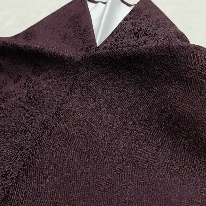 色無地 美品 しつけ糸付き 一つ紋付き 正絹 木の葉・植物柄 袷仕立て 身丈149cm 裄丈63cm リサイクル着物 着物 未使用品 お茶会 フォーマル 紫・藤色_画像16