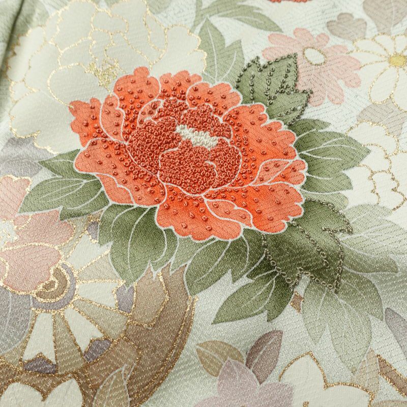 訪問着 しつけ糸付き 相良刺繍 綸子 正絹 花柄 袷仕立て 身丈164cm 裄丈65cm リサイクル着物 着物 箔 金彩 入学式 卒業式 結婚式 七五三 お宮参り フォーマル 菊 緑・うぐいす色_画像7