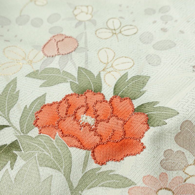 訪問着 しつけ糸付き 相良刺繍 綸子 正絹 花柄 袷仕立て 身丈164cm 裄丈65cm リサイクル着物 着物 箔 金彩 入学式 卒業式 結婚式 七五三 お宮参り フォーマル 菊 緑・うぐいす色_画像8