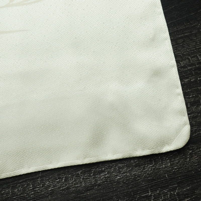 訪問着 しつけ糸付き 相良刺繍 綸子 正絹 花柄 袷仕立て 身丈164cm 裄丈65cm リサイクル着物 着物 箔 金彩 入学式 卒業式 結婚式 七五三 お宮参り フォーマル 菊 緑・うぐいす色_画像15