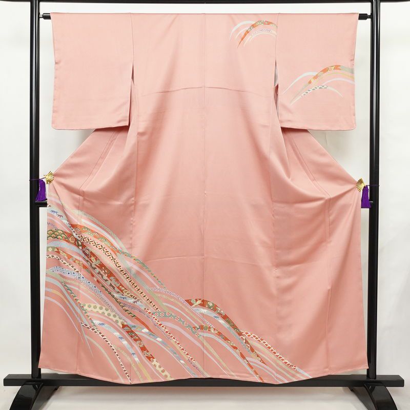 付け下げ 美品 しつけ糸付き 正絹 古典柄 袷仕立て 身丈156cm 裄丈63cm リサイクル着物 着物 箔 金彩 入学式 七五三 お宮参り フォーマル ピンク_画像1