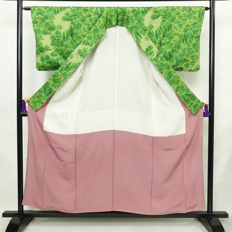 小紋 付下小紋 良品 しつけ糸付き 正絹 風景柄 袷仕立て 身丈156cm 裄丈62.5cm リサイクル着物 着物 緑・うぐいす色_画像3