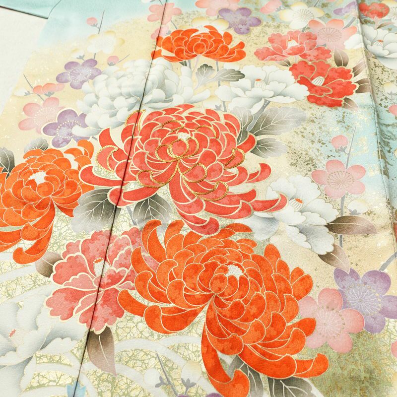 振袖 良品 金駒刺繍 正絹 花柄 袷仕立て 身丈164cm 裄丈68cm リサイクル着物 着物 箔 金彩 成人式 二十歳 二十歳の集い パーティー フォーマル 華やか 梅 萩 菊 ミントグリーン 緑・うぐいす色_画像5