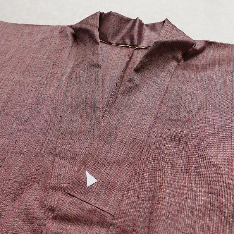単衣 紬 バチ衿仕立て 正絹 縞柄・線柄 単衣仕立て 身丈158cm 裄丈65cm リサイクル着物 着物 紬地 ピンク_画像17