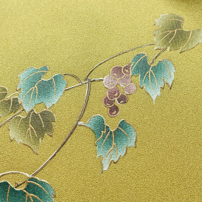 訪問着 美品 しつけ糸付き 正絹 木の葉・植物柄 袷仕立て 身丈157cm 裄丈64.5cm リサイクル着物 着物 箔 金彩 入学式 卒業式 七五三 お宮参り フォーマル 黄・黄土色_画像13